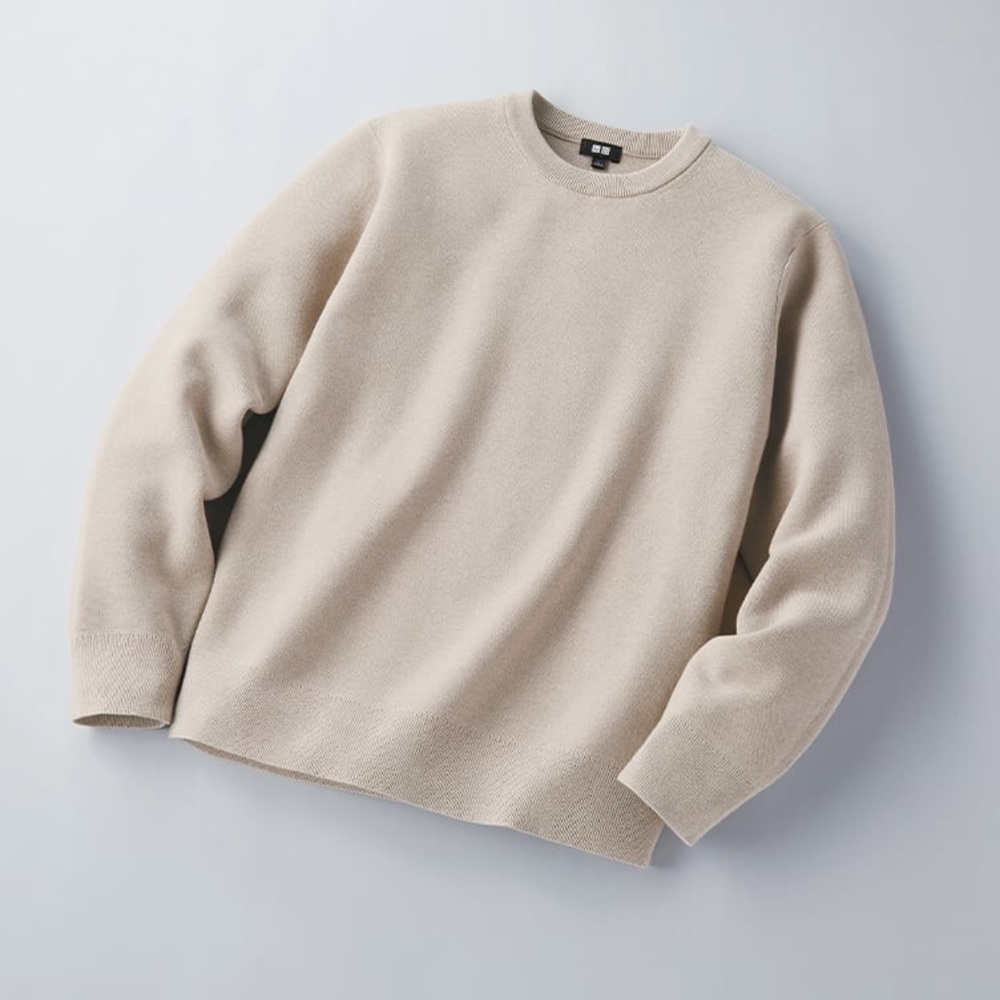 Uniqlo Men's Crewneck Sweater in Light Beige